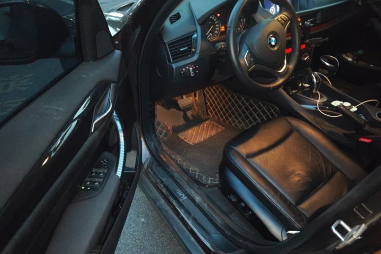 Used BMW X1 2015 sDrive18i Fashion Upgrade Edition Driver Seat
