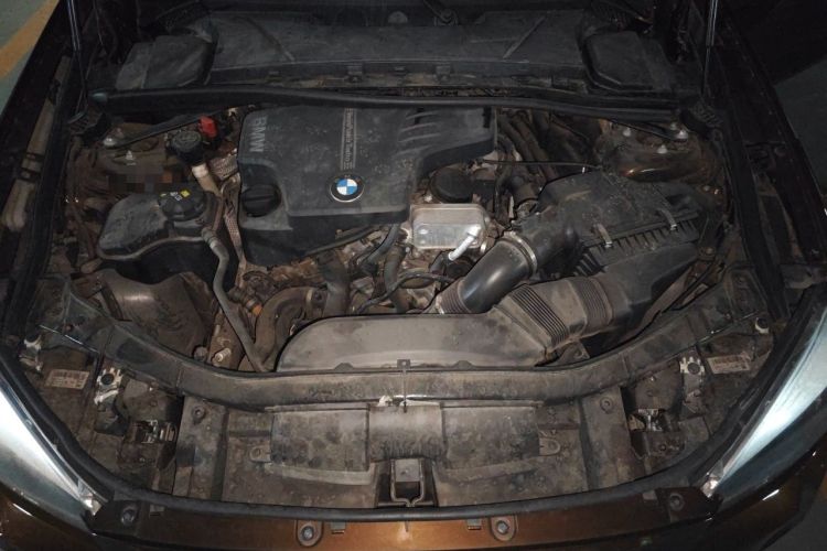 Used BMW X1 2015 sDrive18i Fashion Upgrade Edition Engine Bay