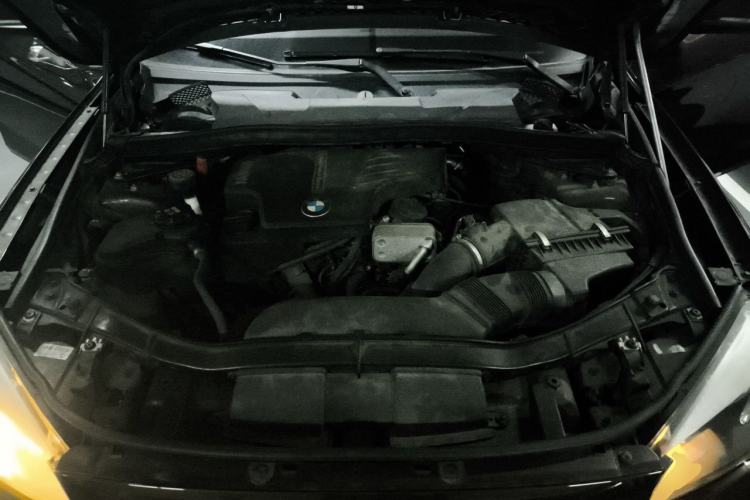 Used BMW X1 2015 sDrive18i Fashion Upgrade Edition Engine Bay