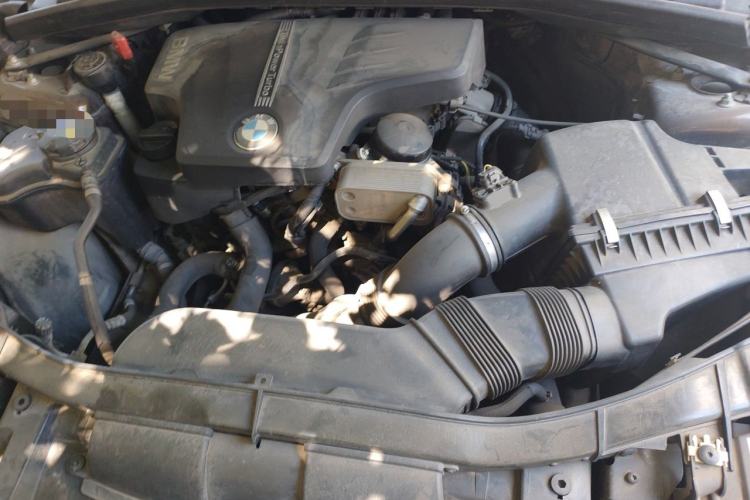 Used BMW X1 2015 sDrive18i Fashion Upgrade Edition Engine Bay