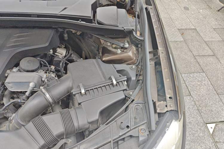 Used BMW X1 2015 sDrive18i Leading Edition Engine Bay Left