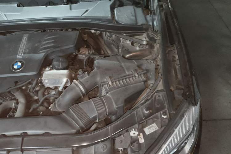 Used BMW X1 2015 sDrive18i Leading Edition Engine Bay Left