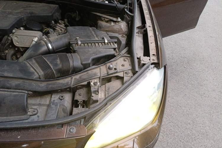 Used BMW X1 2015 sDrive18i Leading Edition Engine Bay Left