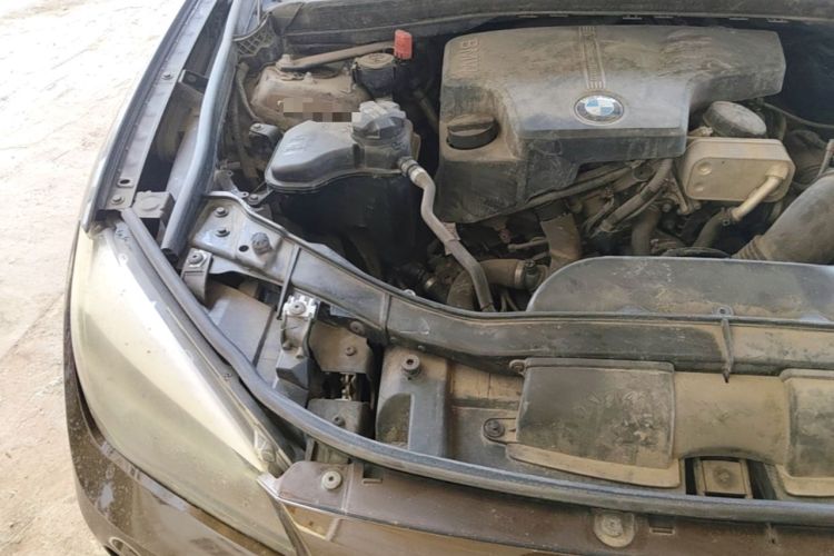 Used BMW X1 2015 sDrive18i Fashion Upgrade Edition Engine Bay Right