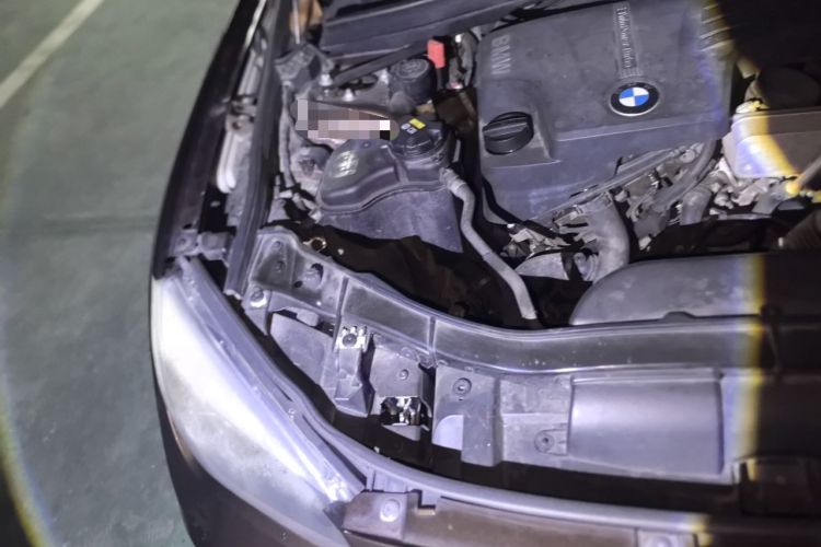 Used BMW X1 2015 sDrive18i Fashion Upgrade Edition Engine Bay Right