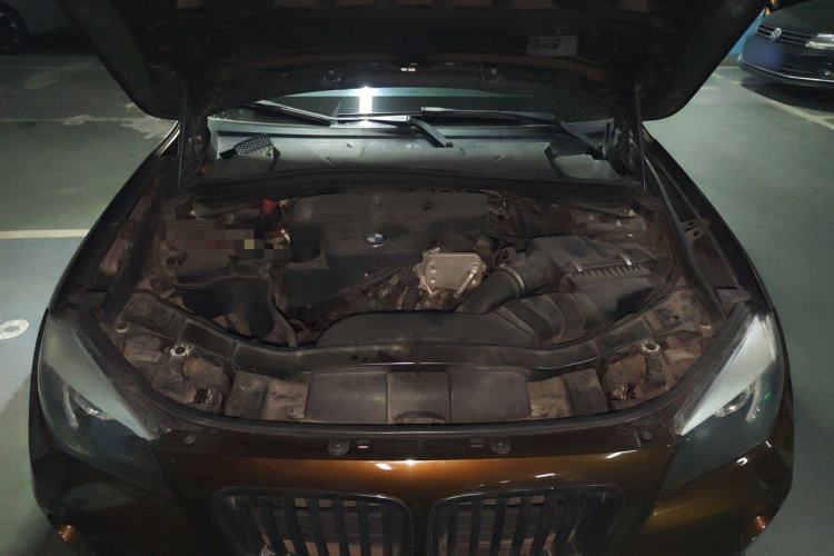 Used BMW X1 2015 sDrive18i Fashion Upgrade Edition Engine Bay