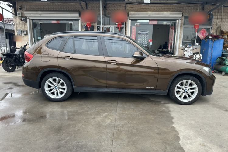 Used BMW X1 2015 sDrive18i Fashion Upgrade Edition Exterior 4