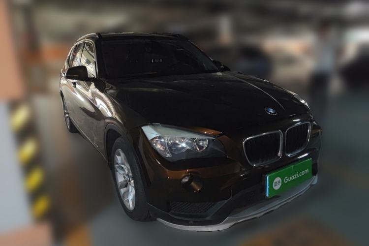 Used BMW X1 2015 sDrive18i Fashion Upgrade Edition Front Right 45 Deg