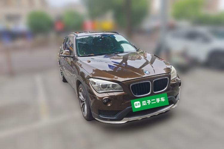 Used BMW X1 2015 sDrive18i Leading Edition Front Right 45 Deg