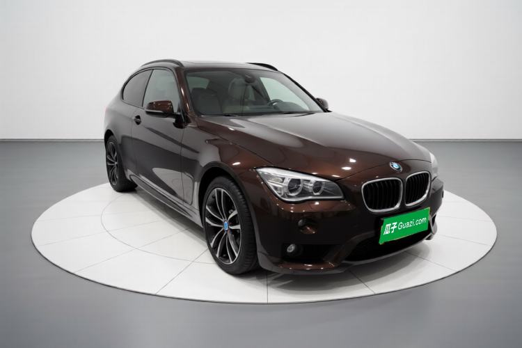 Used BMW X1 2015 sDrive18i Leading Edition Front Right 45 Deg