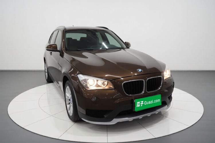 Used BMW X1 2015 sDrive18i Fashion Upgrade Edition Front Right 45 Deg