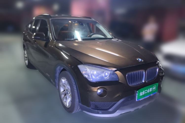 Used BMW X1 2015 sDrive18i Fashion Upgrade Edition Front Right 45 Deg