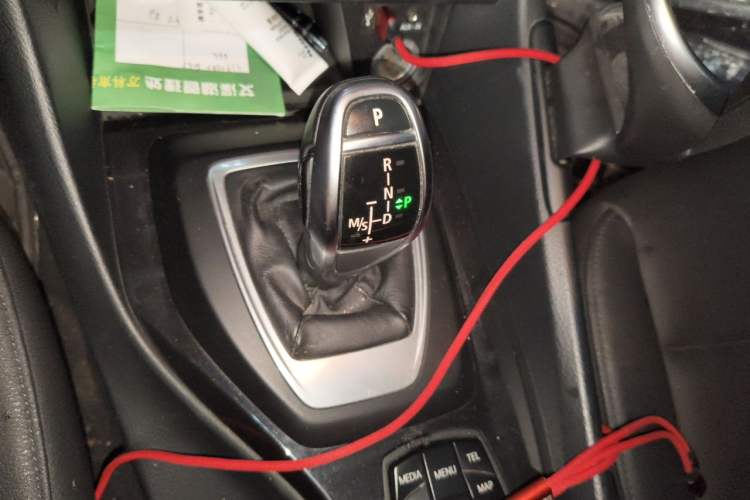 Used BMW X1 2015 sDrive18i Leading Edition Gear Lever
