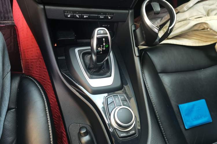 Used BMW X1 2015 sDrive18i Fashion Upgrade Edition Gear Lever