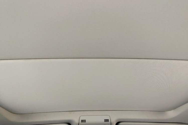 Used BMW X1 2015 sDrive18i Fashion Upgrade Edition Headliner