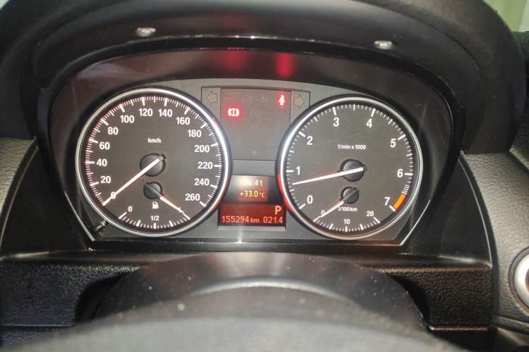 Used BMW X1 2015 sDrive18i Fashion Upgrade Edition Instrument Cluster