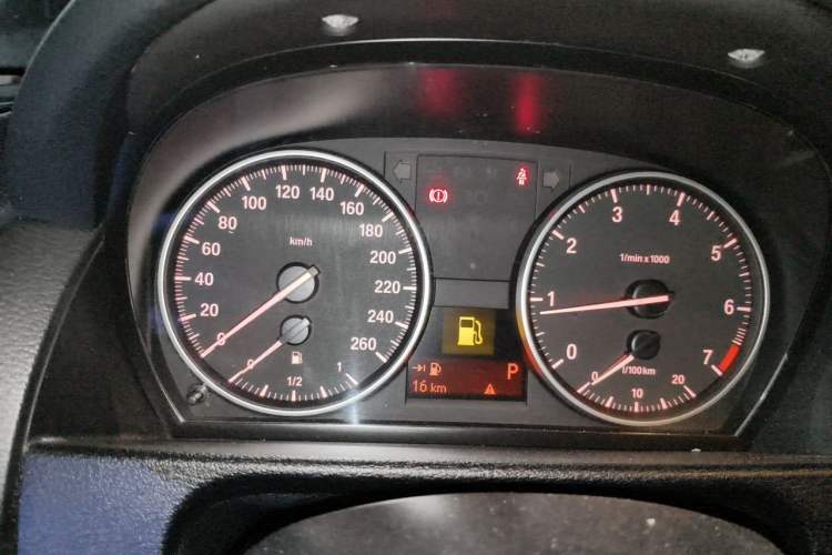 Used BMW X1 2015 sDrive18i Leading Edition Instrument Cluster