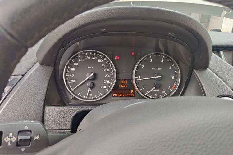 Used BMW X1 2015 sDrive18i Leading Edition Instrument Cluster