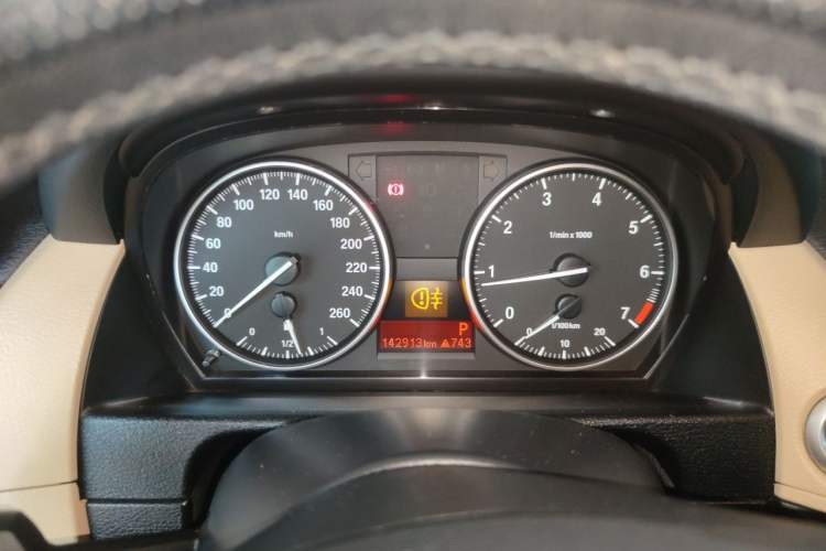 Used BMW X1 2015 sDrive18i Leading Edition Instrument Cluster