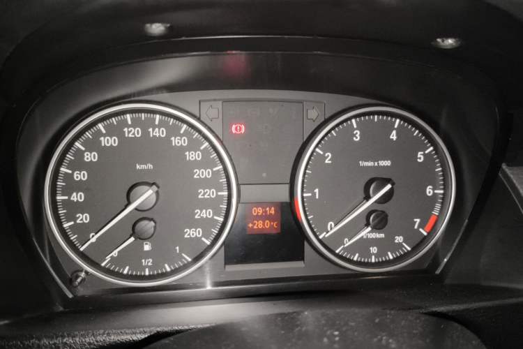 Used BMW X1 2015 sDrive18i Fashion Upgrade Edition Instrument Cluster