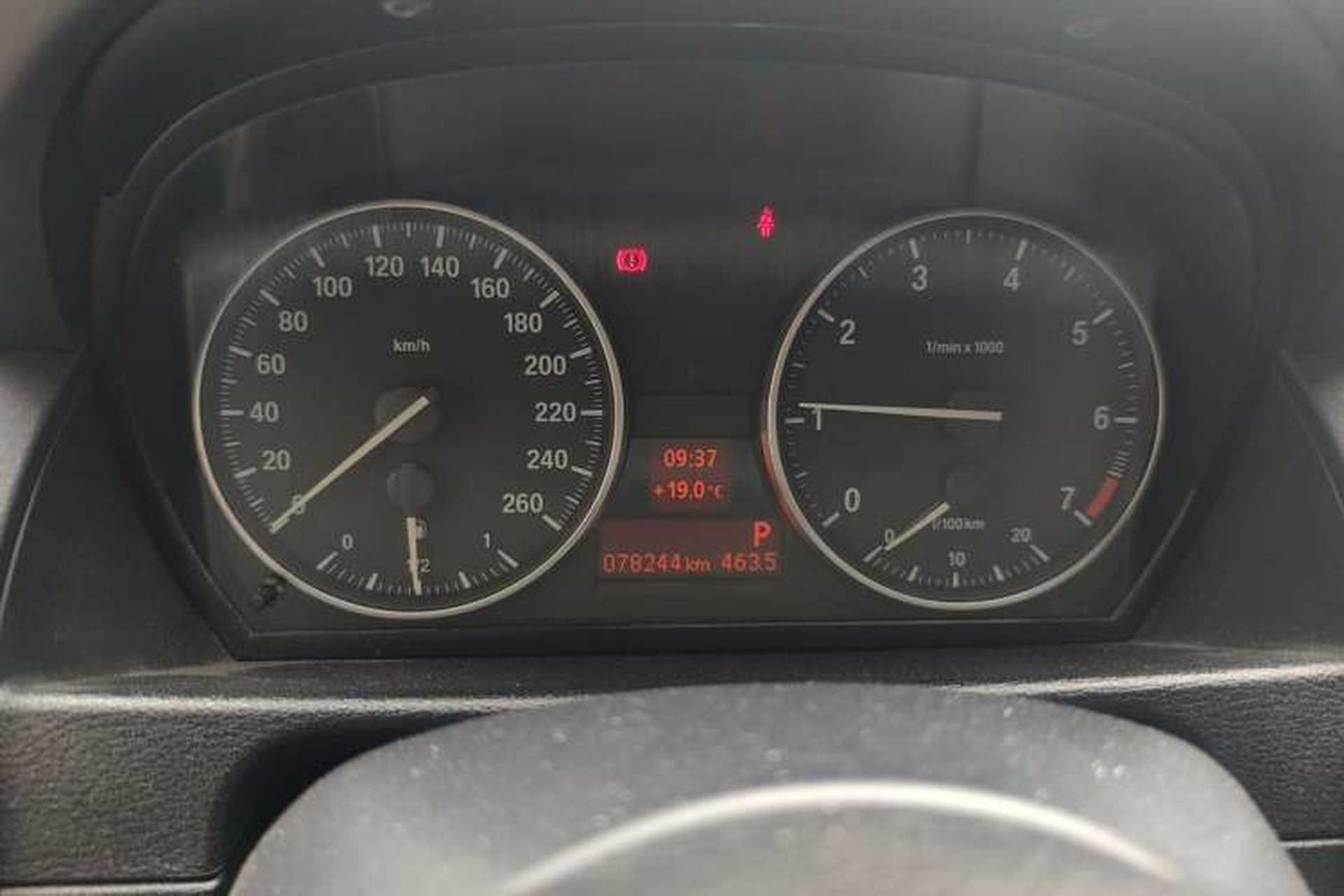 Used BMW X1 2015 sDrive18i Fashion Upgrade Edition Instrument Cluster