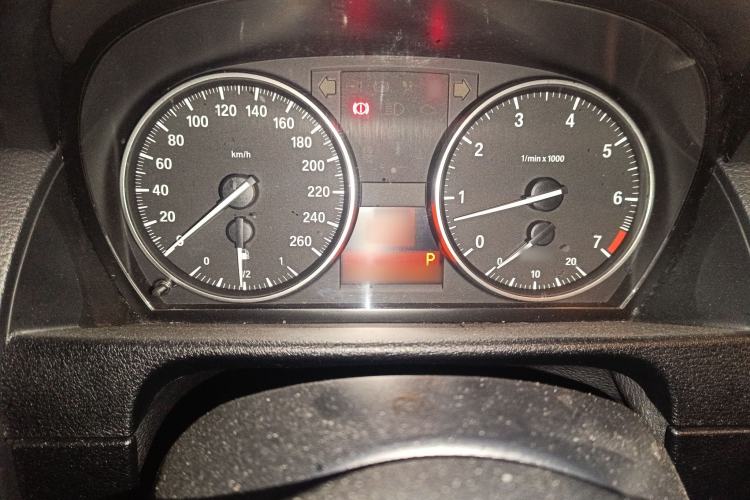 Used BMW X1 2015 sDrive18i Fashion Upgrade Edition Instrument Cluster