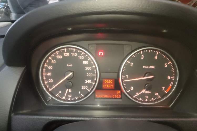Used BMW X1 2015 sDrive18i Fashion Upgrade Edition Instrument Cluster
