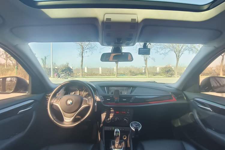 Used BMW X1 2015 sDrive18i Fashion Upgrade Edition Interior 1