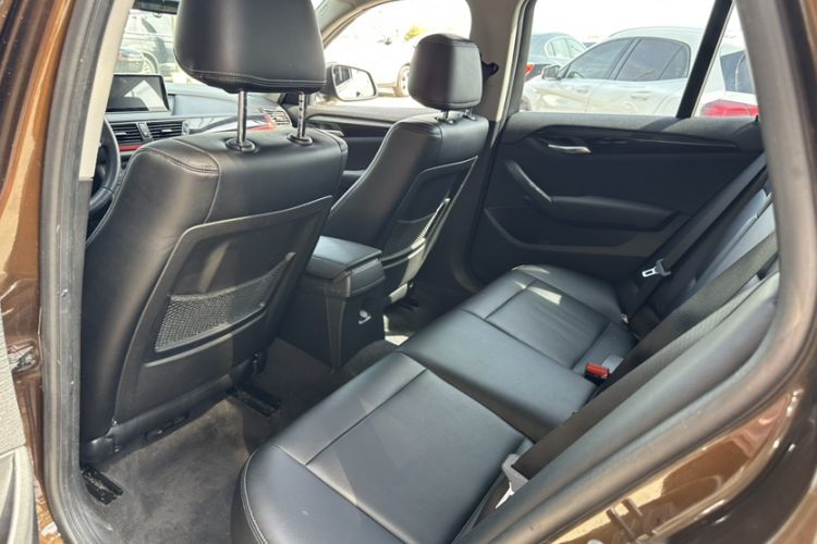 Used BMW X1 2015 sDrive18i Fashion Upgrade Edition Interior 1