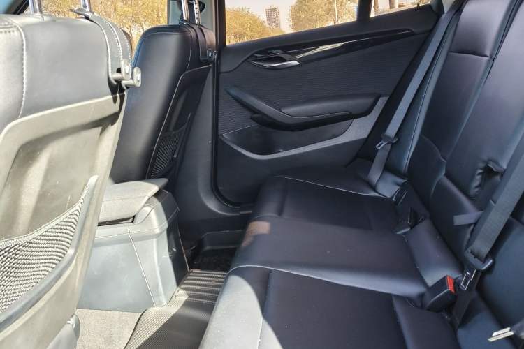 Used BMW X1 2015 sDrive18i Fashion Upgrade Edition Interior 2
