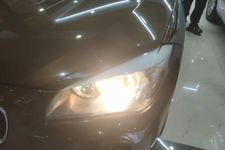 Used BMW X1 2015 sDrive18i Fashion Upgrade Edition Left Front Headlight