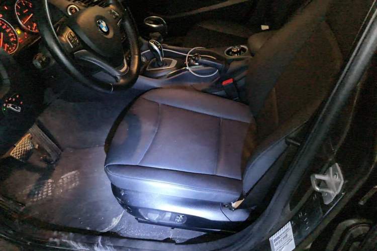 Used BMW X1 2015 sDrive18i Leading Edition Left Front Seat