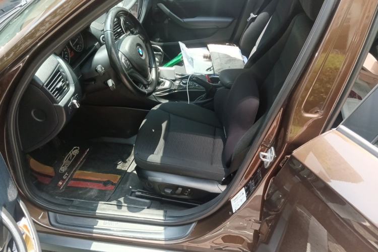 Used BMW X1 2015 sDrive18i Fashion Upgrade Edition Left Front Seat