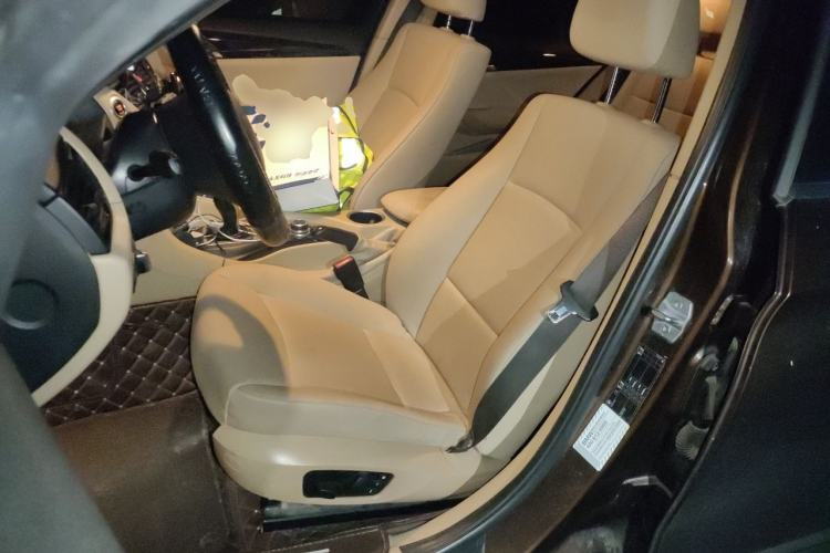 Used BMW X1 2015 sDrive18i Leading Edition Left Front Seat
