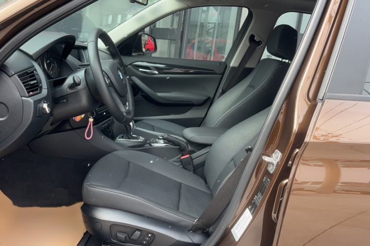 Used BMW X1 2015 sDrive18i Leading Edition Left Front Seat