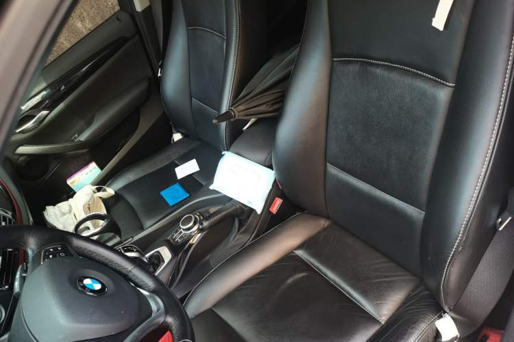 Used BMW X1 2015 sDrive18i Fashion Upgrade Edition Left Front Seat