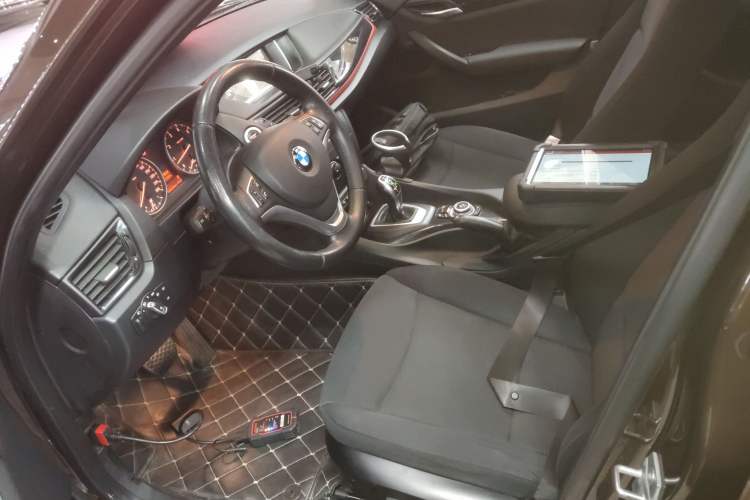 Used BMW X1 2015 sDrive18i Fashion Upgrade Edition Left Front Seat