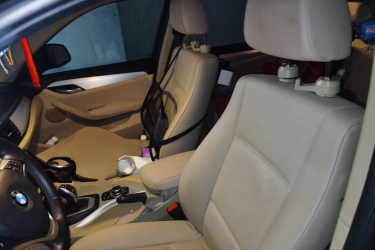 Used BMW X1 2015 xDrive20i Fashion Model Left Front Seat
