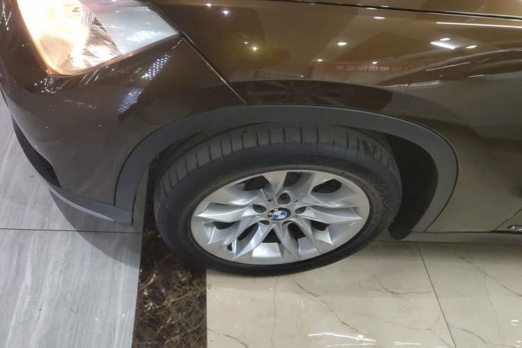 Used BMW X1 2015 sDrive18i Fashion Upgrade Edition Left Front Wheel Hub