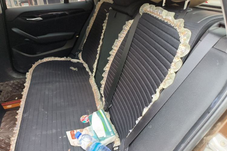 Used BMW X1 2015 sDrive18i Fashion Upgrade Edition Left Rear Seat