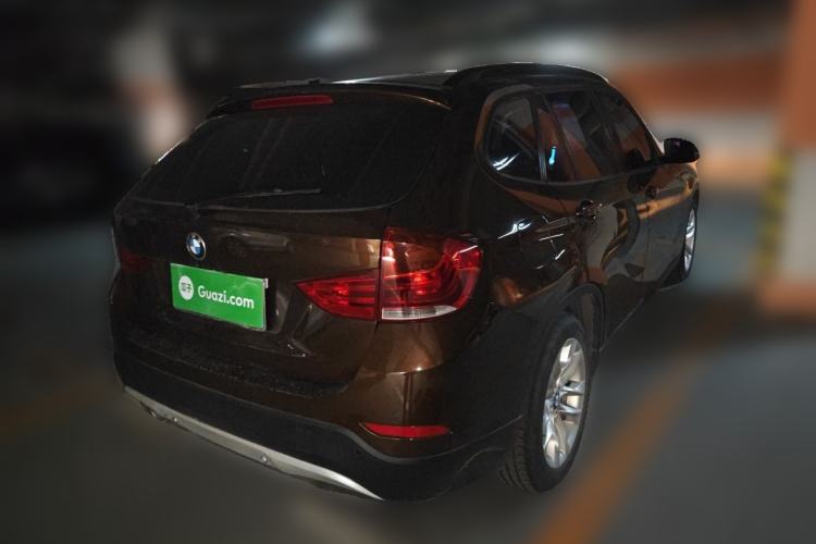 Used BMW X1 2015 sDrive18i Fashion Upgrade Edition Rear Right 45 Deg