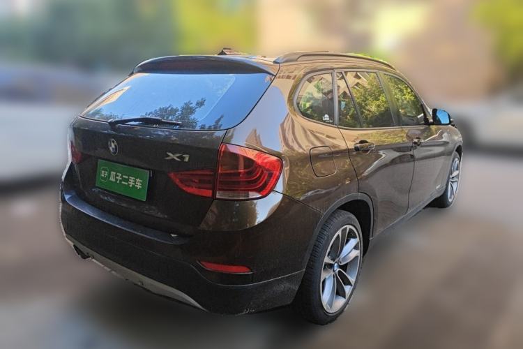 Used BMW X1 2015 sDrive18i Leading Edition Rear Right 45 Deg