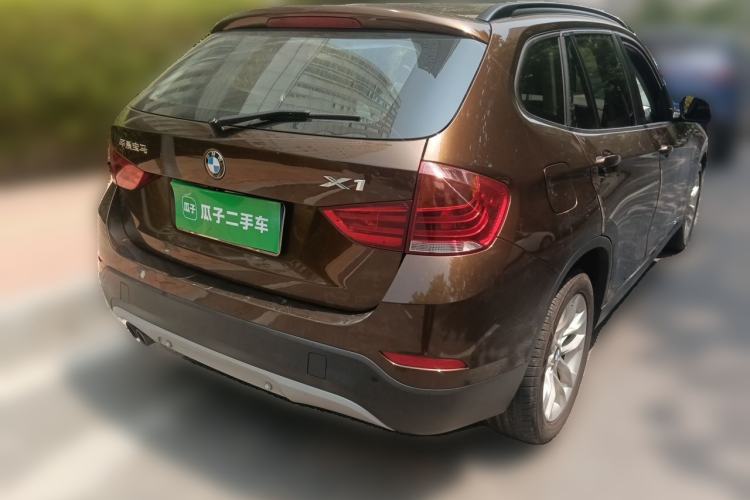 Used BMW X1 2015 sDrive18i Fashion Upgrade Edition Rear Right 45 Deg