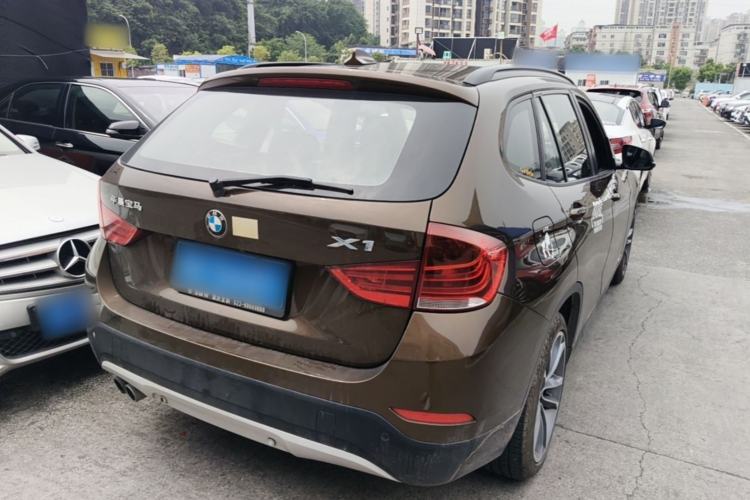 Used BMW X1 2015 sDrive18i Leading Edition Rear Right 45 Deg