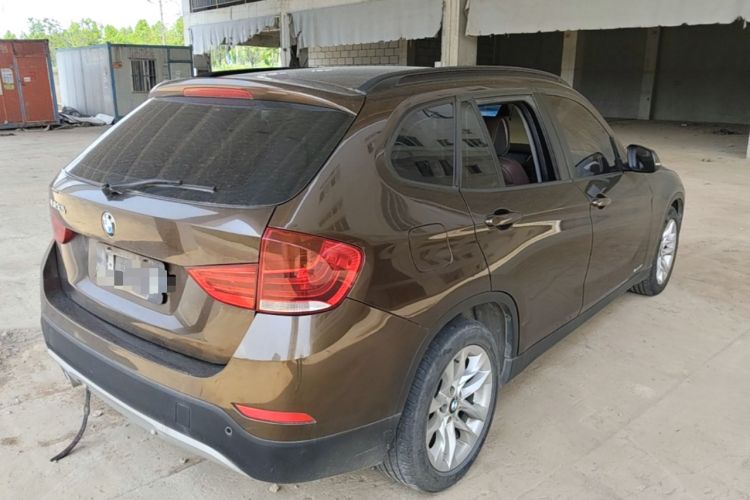 Used BMW X1 2015 sDrive18i Fashion Upgrade Edition Rear Right 45 Deg