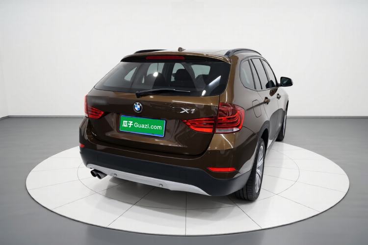 Used BMW X1 2015 sDrive18i Fashion Upgrade Edition Rear Right 45 Deg