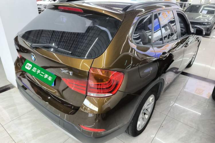 Used BMW X1 2015 sDrive18i Fashion Upgrade Edition Rear Right 45 Deg