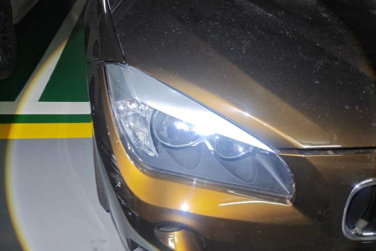 Used BMW X1 2015 sDrive18i Fashion Upgrade Edition Right Front Headlight