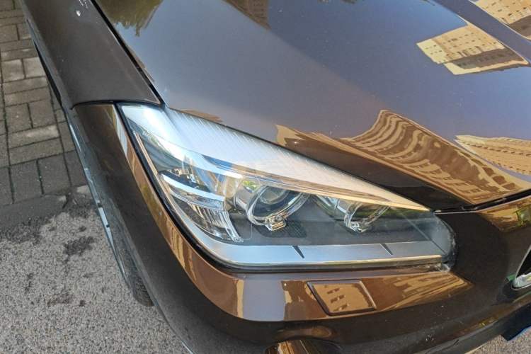 Used BMW X1 2015 sDrive18i Leading Edition Right Front Headlight