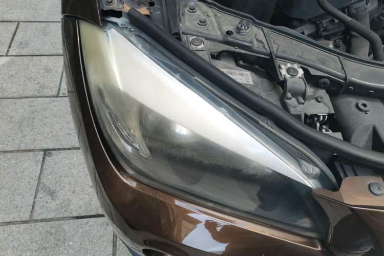 Used BMW X1 2015 sDrive18i Fashion Upgrade Edition Right Front Headlight